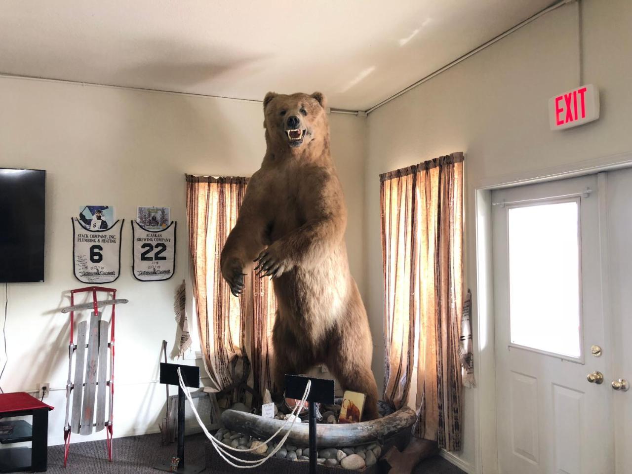טוק The Golden Bear Motel מראה חיצוני תמונה